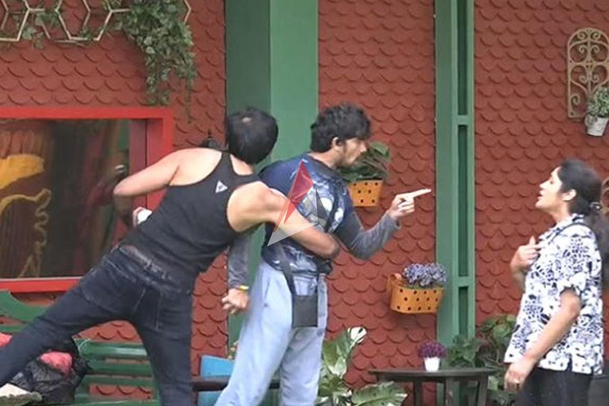 Bigg Boss 5 Telugu: పిచ్చెక్కించిన ప్రియ.. కంట్రోల్ తప్పిన సన్నీ