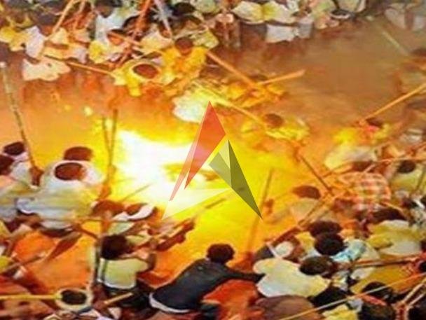 చితక్కొట్టుకుంటేనే దేవుడి చల్లని చూపు.. బన్ని ఉత్సవాల్లో హింస