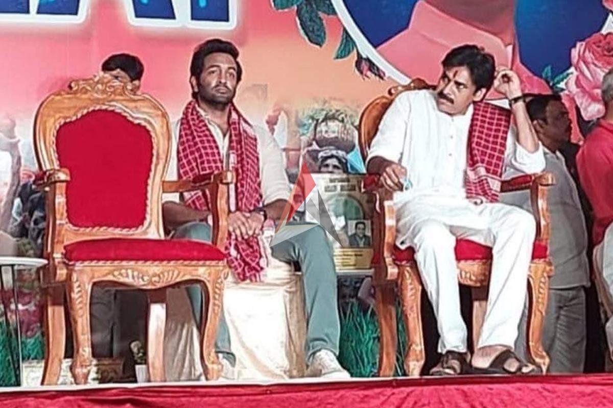 Pawan Kalyan: అలయ్ బలయ్ కాస్తా కలయ్ బలయ్.. మంచు విష్ణును లెక్కచేయని పవన్ కళ్యాణ్