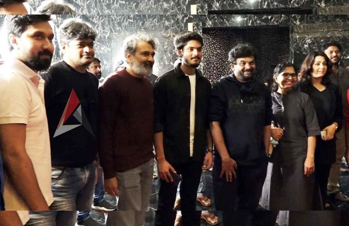 Romantic Review : టాలీవుడ్ దర్శకుల మాట ఇదే