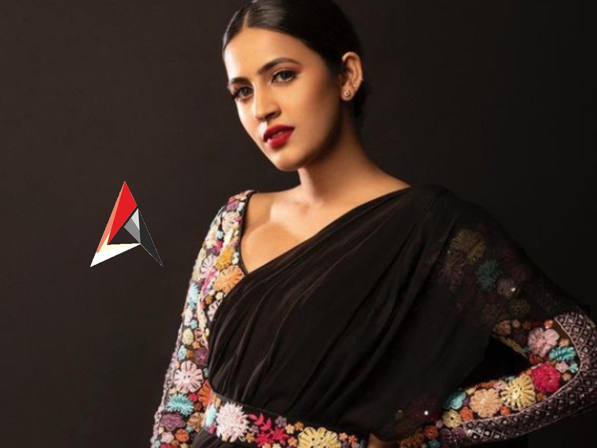 Niharika Konidela : అందుకే దూరంగా ఉంటున్నారట.. వేరు కాపురంపై నోరు విప్పిన నిహారిక