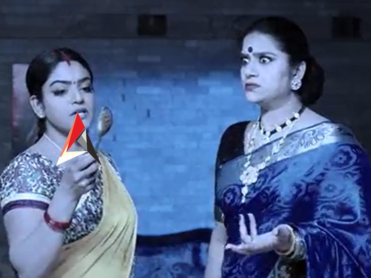 Karthika Deepam నేటి ఎపిసోడ్.. అందుకే ఆ ఇద్దరి మీద కన్నేసిందట.. దీపపై రుద్రాణి కుట్రలు