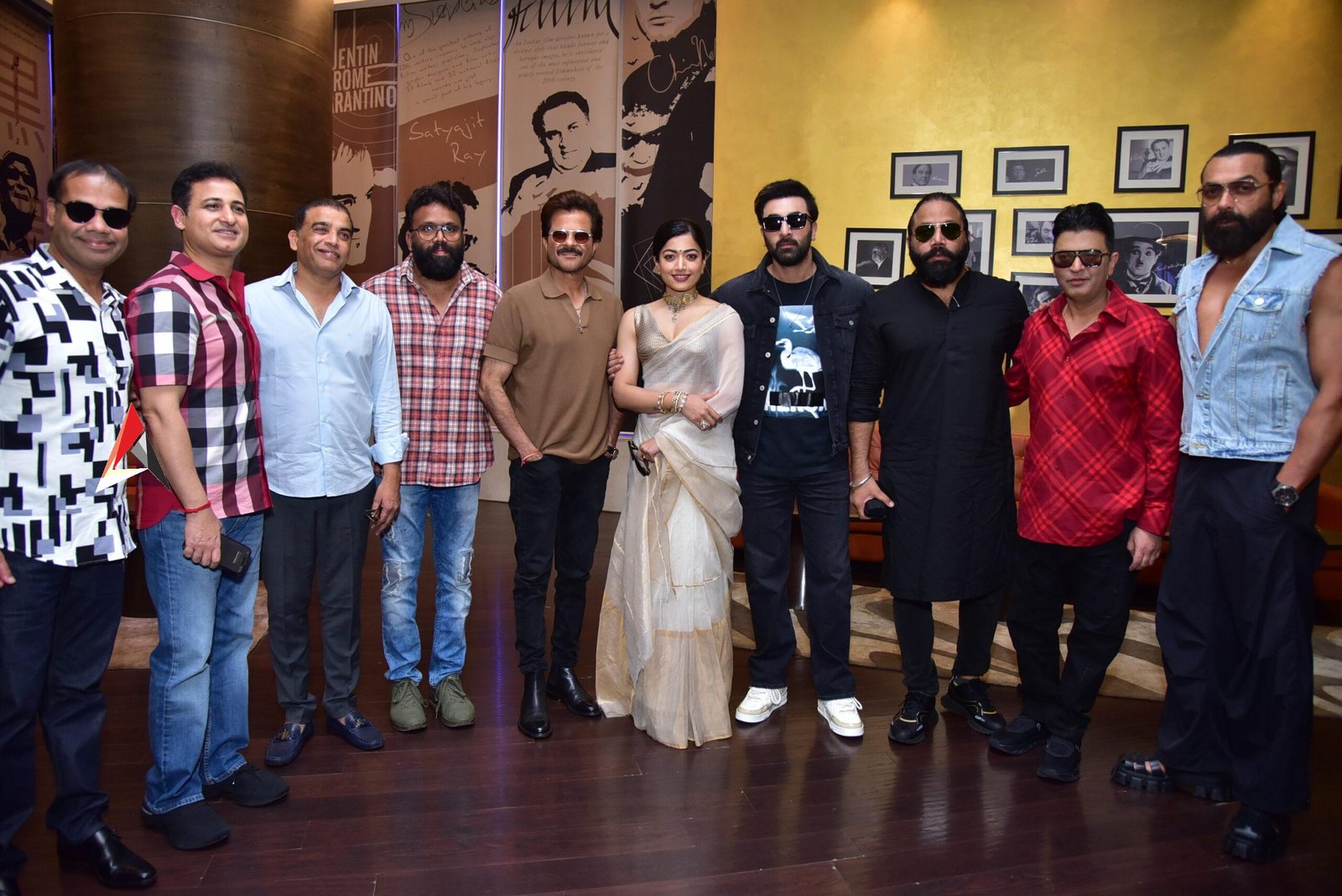 పెర్ఫార్మెన్స్ కి కాళ్ళు మొక్కాలి కానీ.. రణ్బీర్ కపూర్పై సందీప్ రెడ్డి