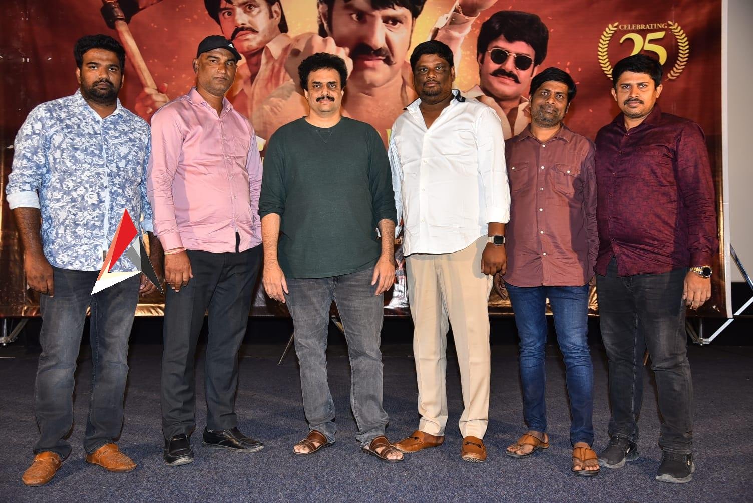 దాదాపు 400 థియేటర్లలో సమర సింహా రెడ్డి రీ రిలీజ్