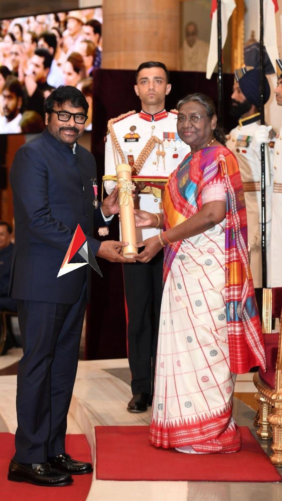 నాతో పని చేసిన దర్శకులు, నిర్మాతలు, టెక్నీషియన్స్ కారణంగానే నాకు పద్మవిభూషణ్ అవార్డు వచ్చింది.. అందరికీ పేరు పేరునా థాంక్స్ – మెగాస్టార్ చిరంజీవి