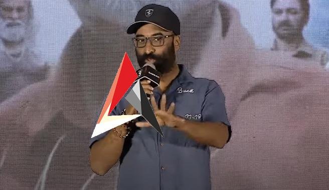 స్టేజ్ మీద డైరెక్టర్ మురళీ ఎమోషనల్.. సింబా టీం ఆఫర్ అదిరిందే