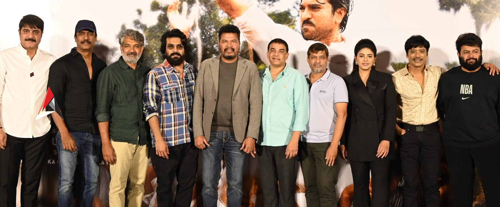 శంకర్ గారే నిజమైన ఓజీ.. ట్రైలర్ లాంచ్ ఈవెంట్లో దర్శకధీరుడు రాజమౌళి