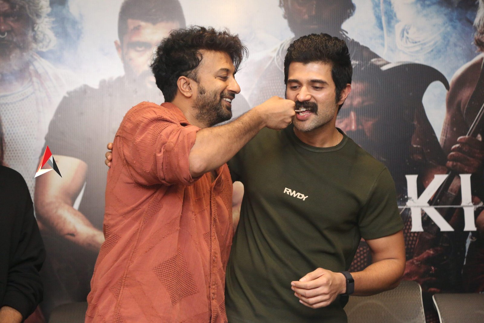 ఆ వెంకన్న స్వామి ఆశీస్సులు, ప్రేక్షకుల ప్రేమ వల్లే ఈ విజయం సాధ్యమైంది : విజయ్ దేవరకొండ